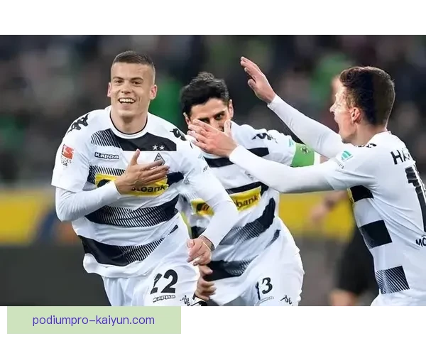 门兴球员表现精彩，助力球队再添胜利，未来值得关注