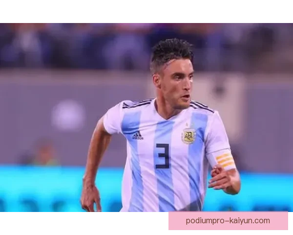 斯卡洛尼球队重建能力持续提升，展现出良好竞争力