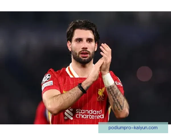 索博斯洛伊在欧冠小组赛中展现高光状态，表现值得关注。